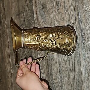 Decorative brass jug handle golden molded cottage metal pitcher pub scene vtg